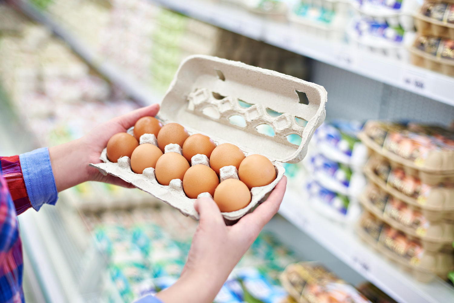 Supermarket egg price rise is not reaching farmers, industry body warns