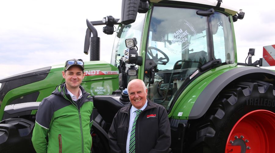 Fendt 620 Vario green with Ed Dennett and Chandlers' Paul Kettle