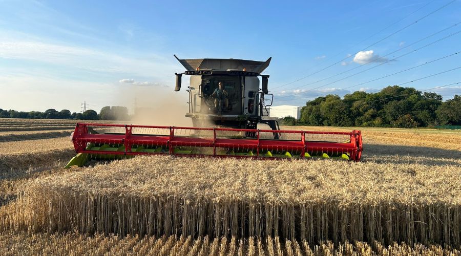 Farmers from around the UK have been very busy for the last weeks, as they are using sunny weather to get harvest jobs done.