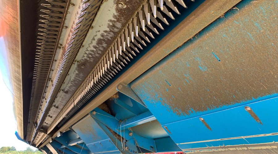 Underside of the Shelbourne Reynolds stripper header 