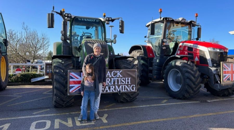 East Anglia farmers marked the National Day of Unity by engaging shoppers at a local Tesco store in Ipswich, Suffolk.