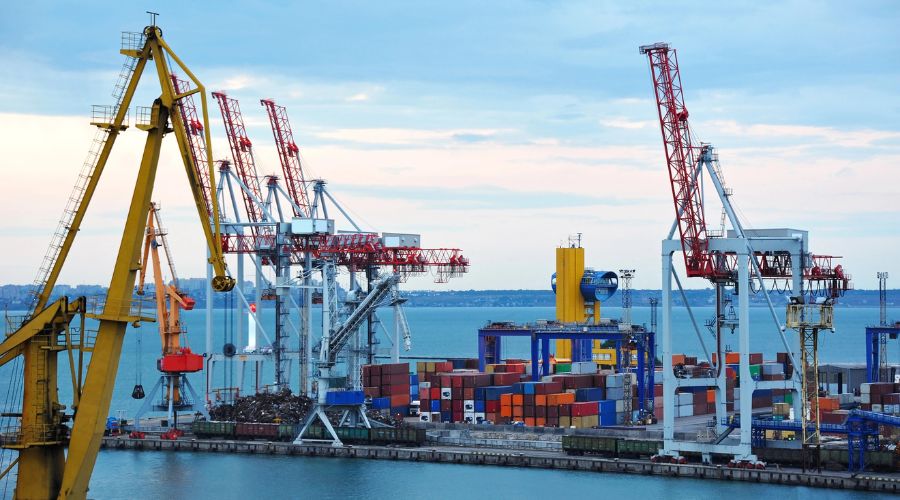 Port authorities at Larne in Northern Ireland have seized roughly 600kg of illegal meat that was smuggled into port on the Stranraer ferry.