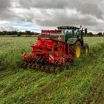 Weaving Machinery GD Disc Drill in farmer's field